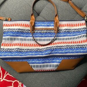Stella & Dot Expandable Adventure Awaits Tote